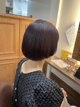 ミーツ meets+ 【秋スタイル】栗色×マッシュ風ボブ