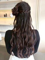 セプト 天神大名(SEPT.)&nbsp;ヘアセット くるみちゃんへア ハーフアップ 編みこみ 20代