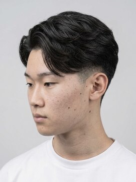レボ(Revo) 毛流れニュアンスパーマ!