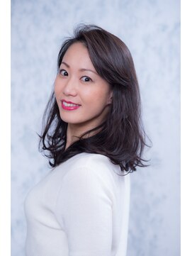 ワンパーセンター プロフェッショナル バイ アグ(1%er professional by Agu) オトナ女子セミディー