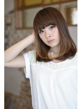 アドラーブル 長岡リップス旭岡店(adorable) ツヤ感ストレート★ベージュカラーで透明感アップ