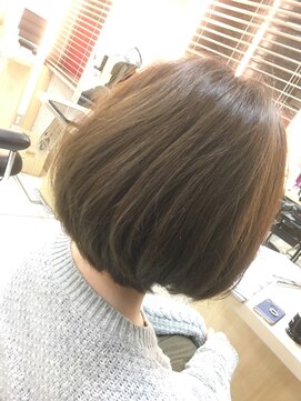 キャパ 秦野(CAPA) 柔らかなグレージュカラー