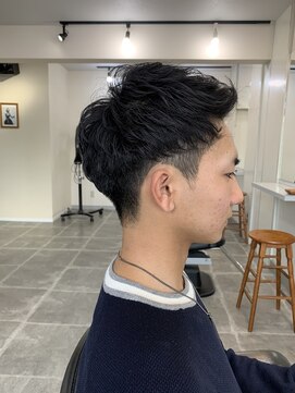 イズミ(izumi) 直毛の方にもオススメ!men'sパーマ