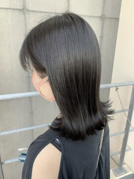 ジーナ 札幌(Zina) 【Zina SAPPORO】グレージュ/外ハネ