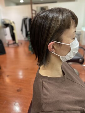 ロココ(ROCOCO) インナーカラー大人可愛いミニウルフ