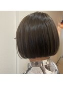 オリーブグレーカラー×ボブ