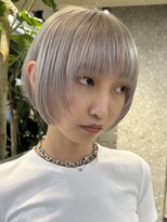 サンク 原宿 表参道(cinq)&nbsp;ブリーチダブルカラーホワイトベージュショートボブレイヤー韓国