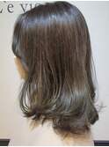 オリーブアッシュ 担当山下