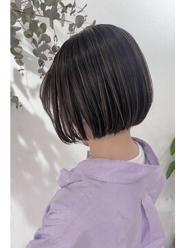 ベルム(Belme) ミニボブ極細地毛ハイライト