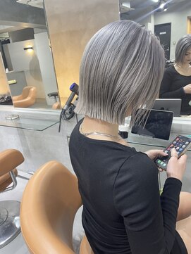 レックス 中野(rex) 切りっぱなしボブ　シルバー