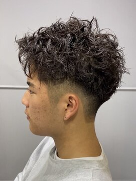 アビールブレ 新潟万代(ABEY LEVRAI) 新潟ツイストスパイラル　新潟メンズパーマ　マッシュパーマ