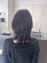 エムタニグチミュー(MTANIGUCHI Mieux)&nbsp;ウルフカット/レイヤー/ブルーブラック