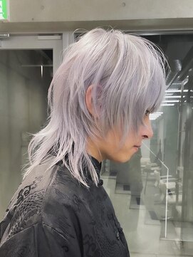 キャロルガーデンズ ボコカ 表参道(Carroll Gardens bococa) ホワイトカラー/ウルフカット/メンズカット/ブリーチ azu