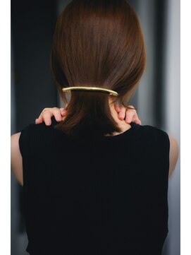 ヘアメイク エマ 中央駅西口店(EMMA) 髪質改善/白髪改善/白髪ぼかし/脱白髪染め/縮毛矯正/レイヤー