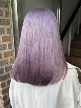 サンク 原宿 表参道(cinq) ミディアムレイヤーカット長めボブラベンダーミルクティーカラー