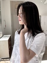 ホワイト キタサンドウ(WHiTE kitasando) 大人ヘア/レイヤーカット/大人レイヤー/ブルーシルバー