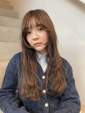 エイチバイシオミエイチ 神戸三宮(H by shiomi H) レイヤースタイル