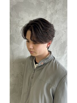 ウシワカマルイースト(ushiwakamaru East) フェザーパーマ