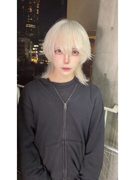 アールイーバイインク 渋谷(Re. by INK.) ニュアンスウルフリバースセンターパートニュアンスパーマ渋谷