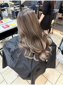 上品なハイライトバレイヤージュ