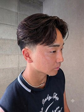 ワンワンオー バーバーショップ コンチネンタル(@110 BARBER SHOP continental) センターパート