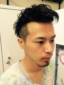 エフ アヴェダ 木の葉モール橋本(F AVEDA) モヒカン風ショート