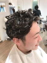 パティオンツー(PATIONN2)&nbsp;メンズスッキリツーブロック刈り上げデザインパーマスタイル