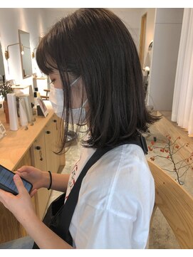 リント(lint) 透明感のある暗めカラー＊切りっぱなしボブ