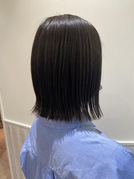 ネオリーブソラ 相模大野店(Neolive sola) くすみカラー/イルミナカラー/切りっぱなしボブ