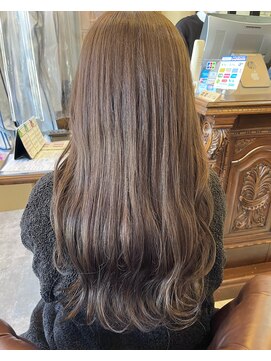 ハグヴィアン(HUG BIEN) オリーブグレージュ