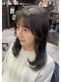 大人可愛いナチュラル黒髪セミロングヘアくびれ巻き20代30代40代