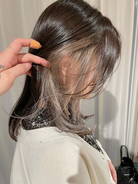 ギネス(Giness) 熊本 イヤリングカラー グレージュ インナーカラー