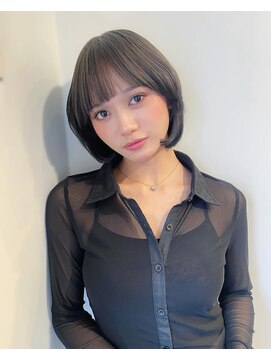 シー(SEA) 大人キュートな丸みボブ