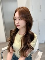 ラクシア(LucxiA)&nbsp;韓国カット/韓国ヘア/くびれ/レイヤーカット/前髪カット