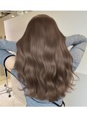 ヘーゼルベージュ　ブリーチなし　レイヤーカット　海外風