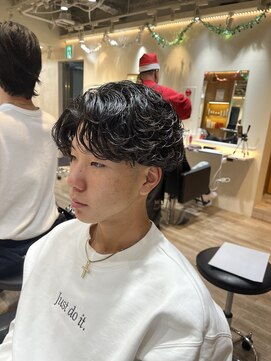 ルースト 渋谷店(ROOST) MEN’S HAIR/波巻ツイストスパイラル/フェザーパーマ/眉毛/渋谷