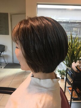 華凛 ショートボブ