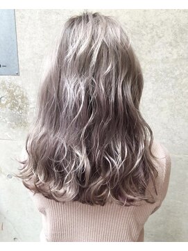 ローグ(LOGUE) 【LOGUE】外国人風ホワイトミルキー