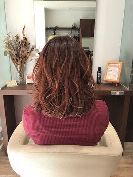 リプルヘアー ウエスト(ripple hair west) ミディアム×コーラル×ピンク