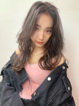 ノット 表参道青山(knot) 【knot】動きのあるセクシースリークセミロング♪