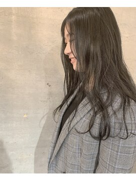 アティック ヘアーデザインアンドリラクゼーション(attic hair design&relaxation) ブルーブラック