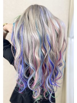 ラビス 浦和(Lovis) デザインカラー/レイヤーカット/ウェットヘア/夏のヘアアレンジ