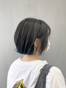 トップヘアー 中庄店(TOP HAIR fuapua) ミニボブグラデーションカラー(グレー×ネイビー)『Nao』