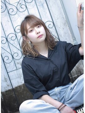 アドール(ADOR) "大人っぽい"ツインテール風【ADOR 渡仲柊人】