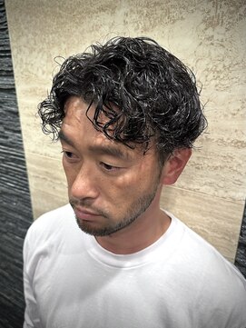 プレミアムバーバー 目黒店(PREMIUM BARBER produce by HIRO GINZA) 大人センターパート