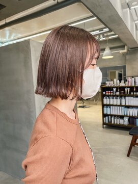 テトヘアー(teto hair) 切りっぱなしボブぱっつんベージュ外ハネ