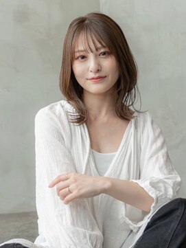 ケアリー 越谷レイクタウン(Carelly) デザインカラー/レイヤーカット/ウェットヘア/オリーブベージュ