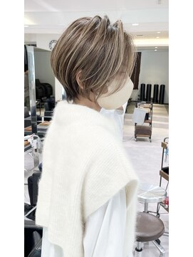 バンプ ギンザ(BUMP GINZA) 絶壁解消/大人可愛い/ひし形/小顔/30代40代◎ショートボブ
