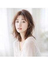 『頭が大きく見えるのは…』実は！大きいのではなく【カタチ】にあり？！【DiMPlE越谷/南越谷/越谷市】