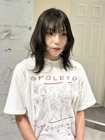ヨーク(YOKE) 【YOKE】オリーブグレージュレイヤーミディアムハッシュレイヤー